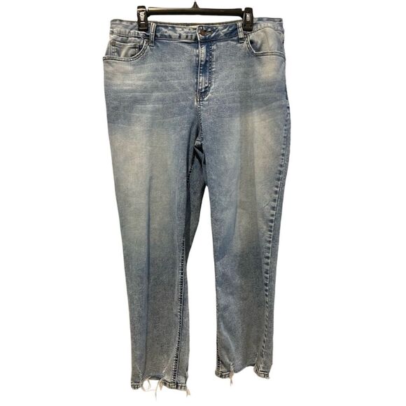 EST. 1946 Denim Distressed Faded Frayed Cropped Jeans Light Blue Size 16 - Picture 1 of 10